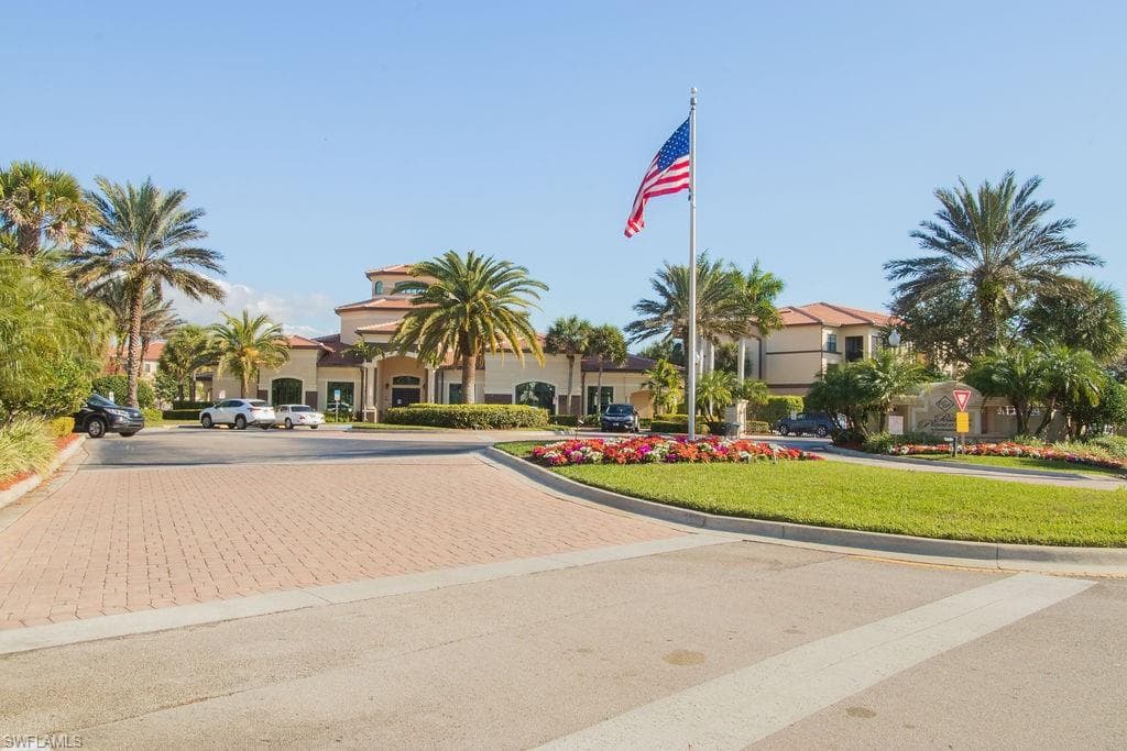 12975 Positano Cir 207, Naples, FL 34105-22