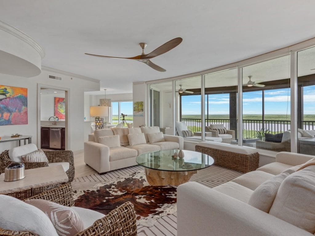 1050 Borghese Ln 804, Naples, FL 34114-9
