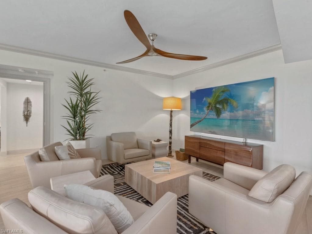 1050 Borghese Ln 804, Naples, FL 34114-11
