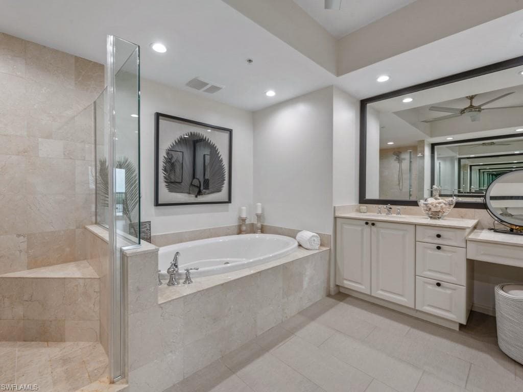 1050 Borghese Ln 804, Naples, FL 34114-23