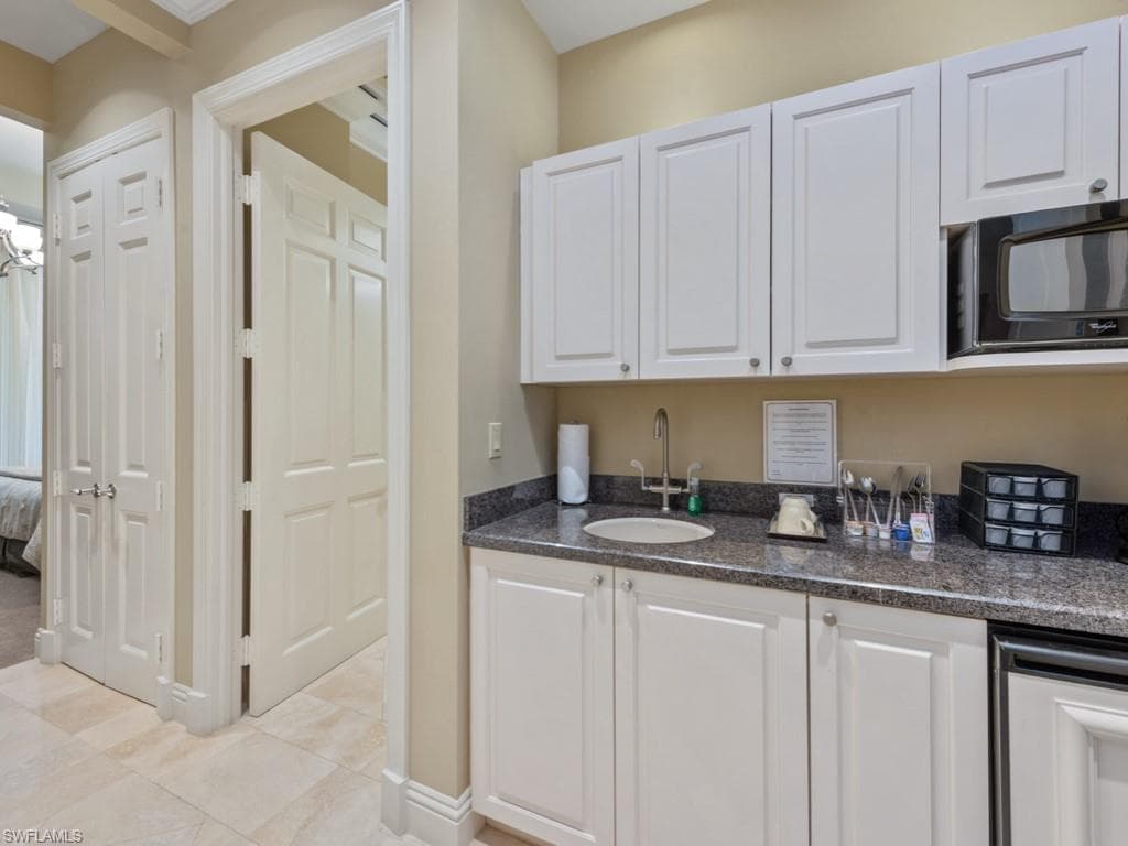 1050 Borghese Ln 804, Naples, FL 34114-42
