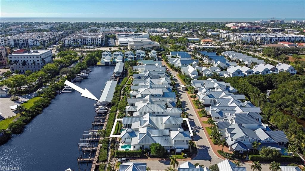 1482 2nd Ave S, Naples, FL 34102-23