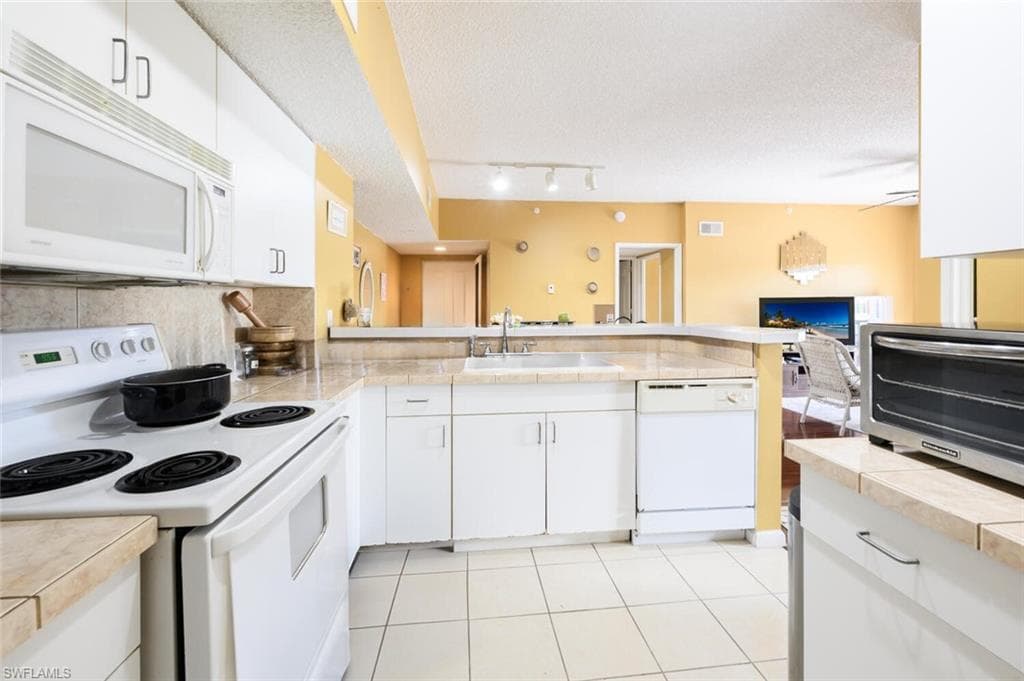1865 Florida Club Dr 6303, Naples, FL 34112-9