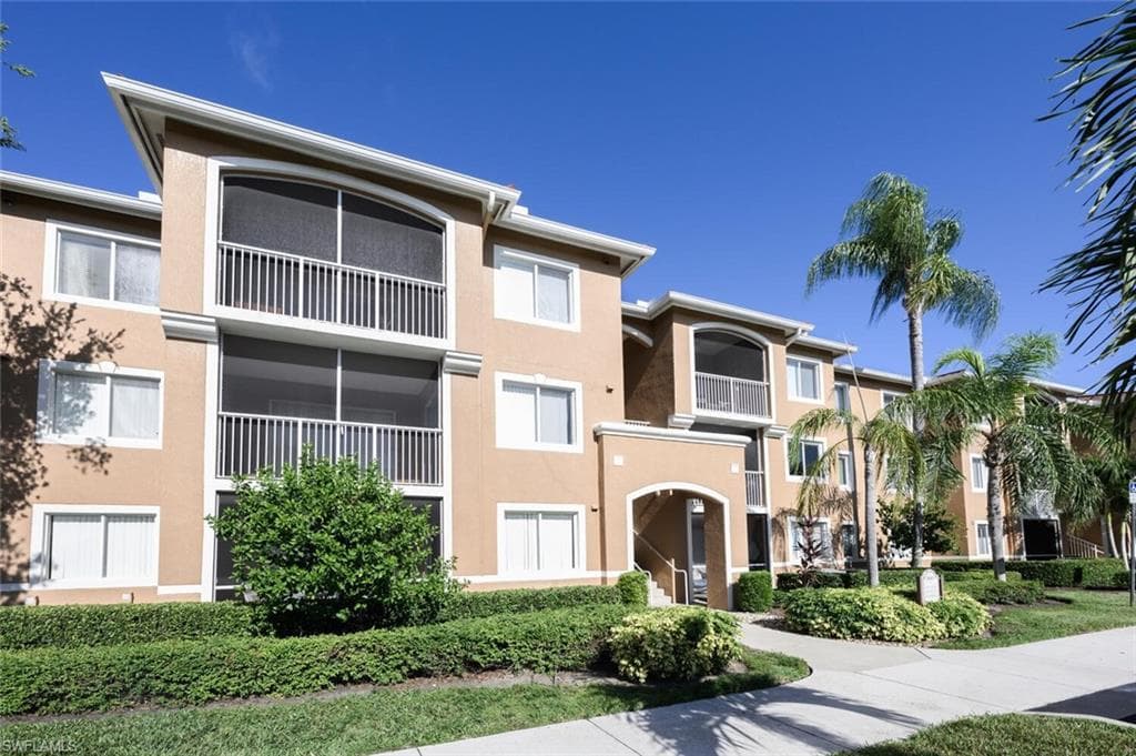 1865 Florida Club Dr 6303, Naples, FL 34112-18
