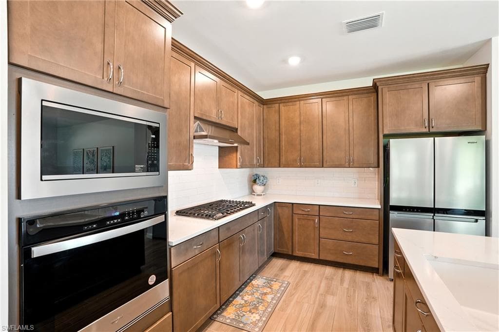2003 Don Benito Way, Naples, FL 34120-16