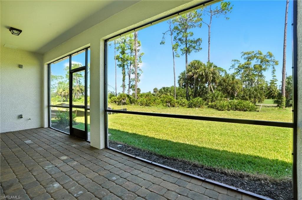 2003 Don Benito Way, Naples, FL 34120-34