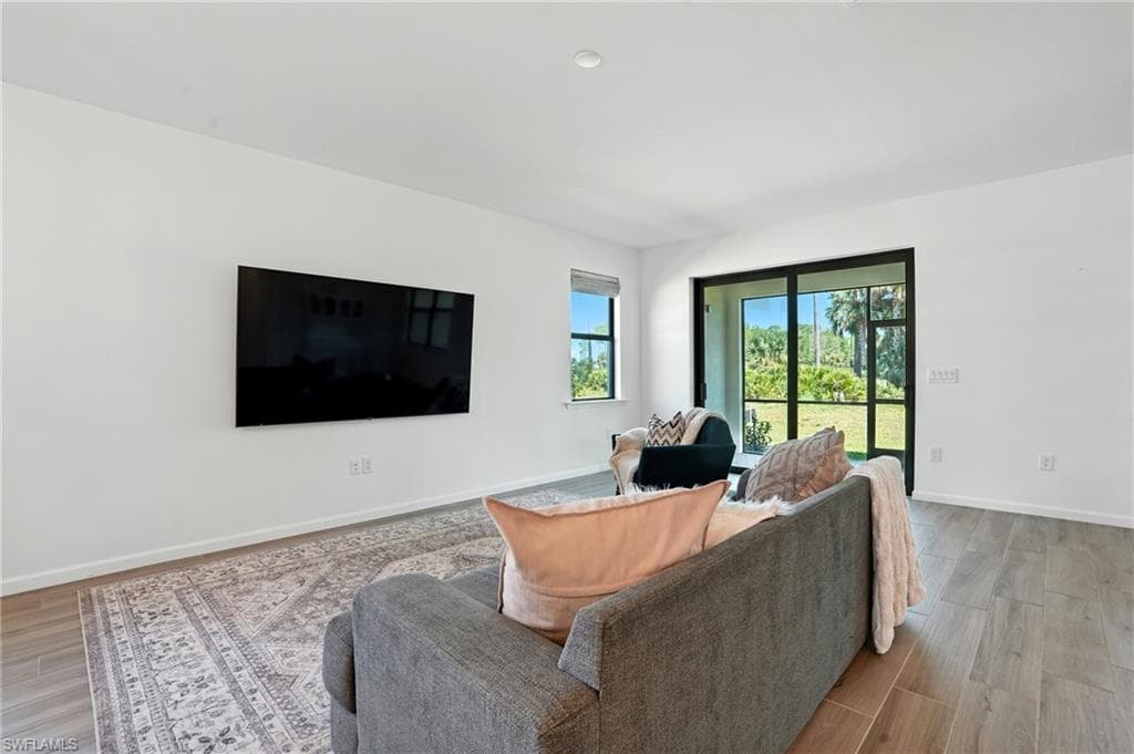 2003 Don Benito Way, Naples, FL 34120-8