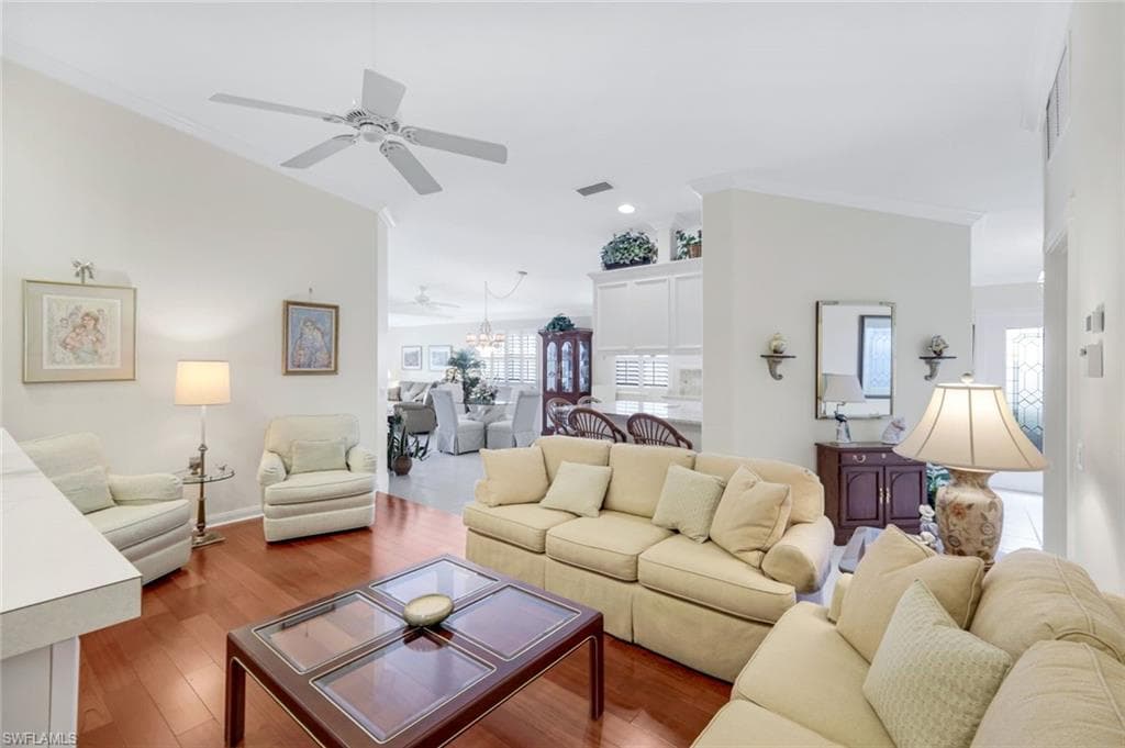3077 Futuna Ln, Naples, FL 34119-9