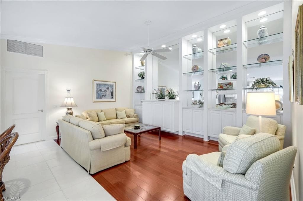 3077 Futuna Ln, Naples, FL 34119-10