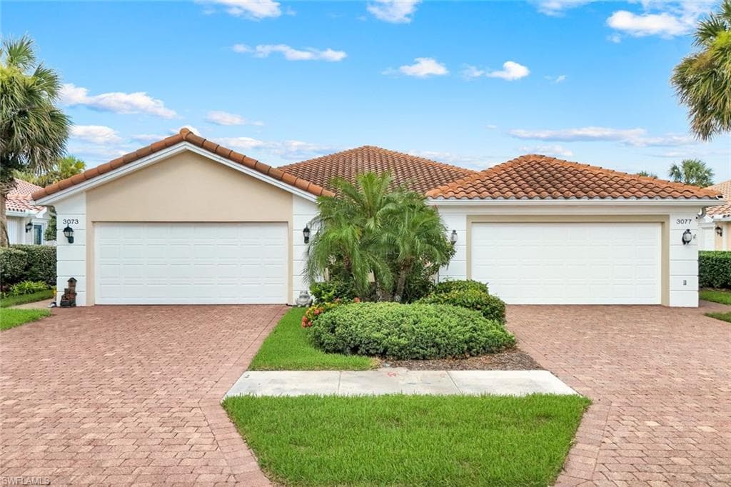 3077 Futuna Ln, Naples, FL 34119-3