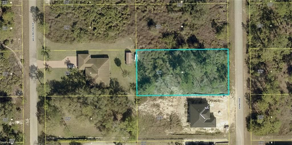 1219 Johns Ave, Lehigh Acres, FL 33972-2