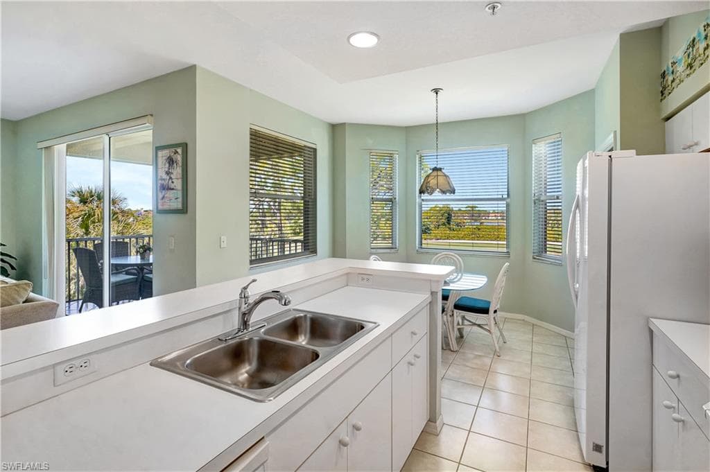 9350 Highland Woods Blvd 4303, Bonita Springs, FL 34135-4