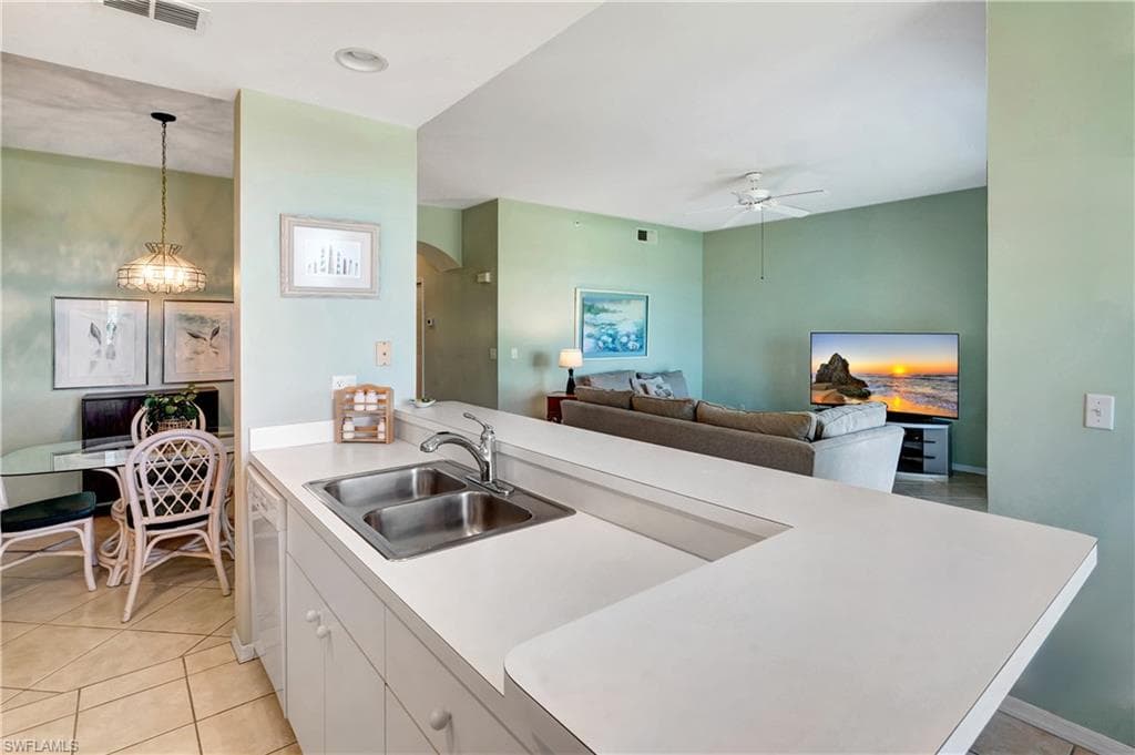 9350 Highland Woods Blvd 4303, Bonita Springs, FL 34135-5