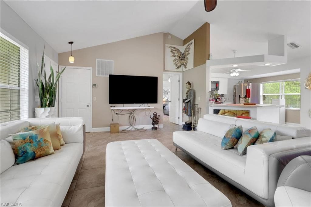 914 14th St SE, Naples, FL 34117-12
