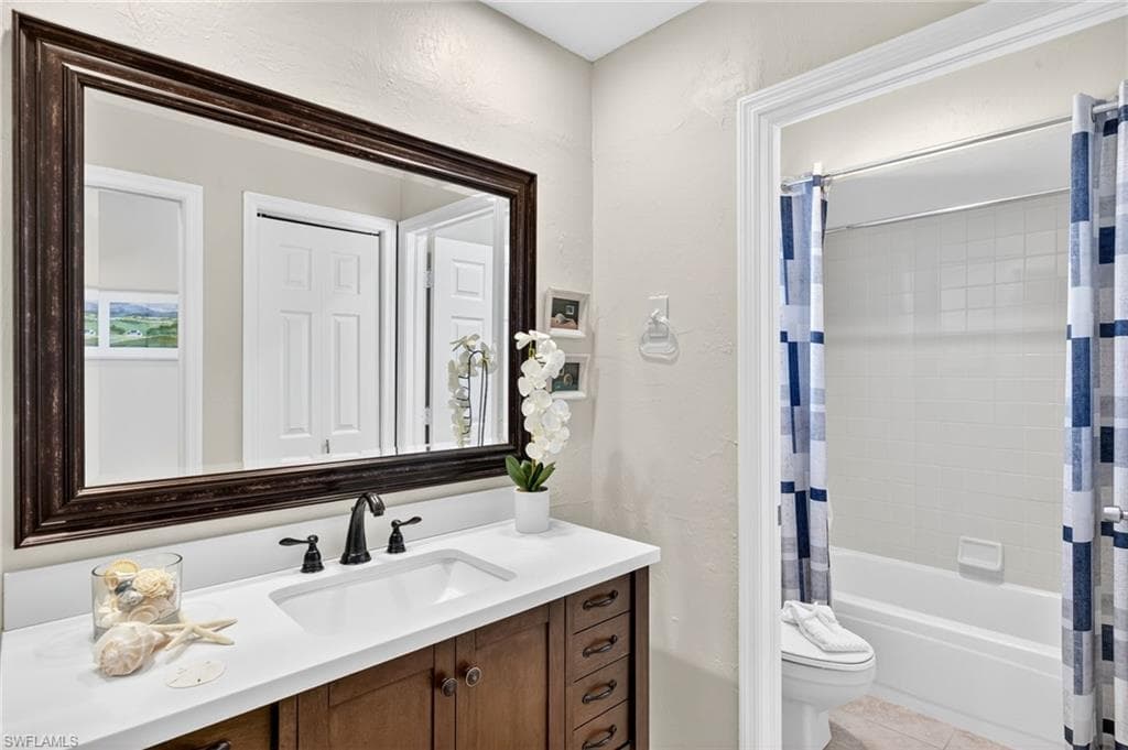 25461 Fairway Dunes Ct, Bonita Springs, FL 34135-14