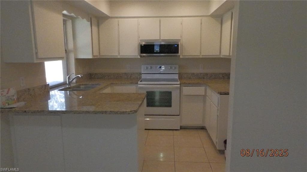 9053 Irving Rd, Fort Myers, FL 33967-9