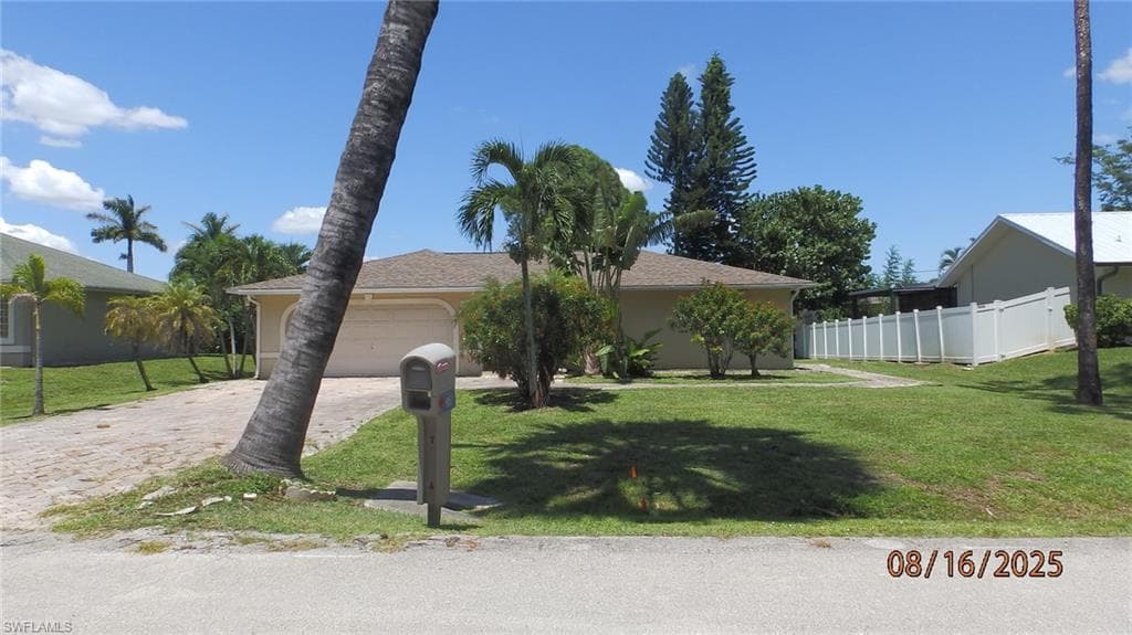 9053 Irving Rd, Fort Myers, FL 33967-2