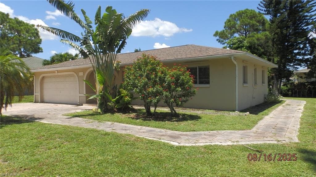 9053 Irving Rd, Fort Myers, FL 33967-3