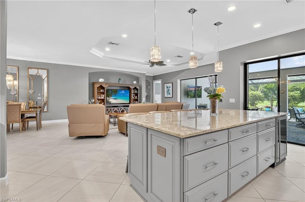 9512 Livorno Ct, Naples, FL 34119-12
