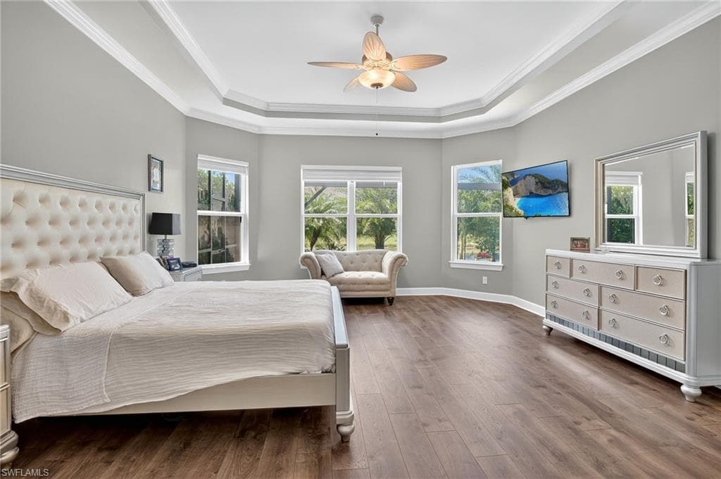 9512 Livorno Ct, Naples, FL 34119-17