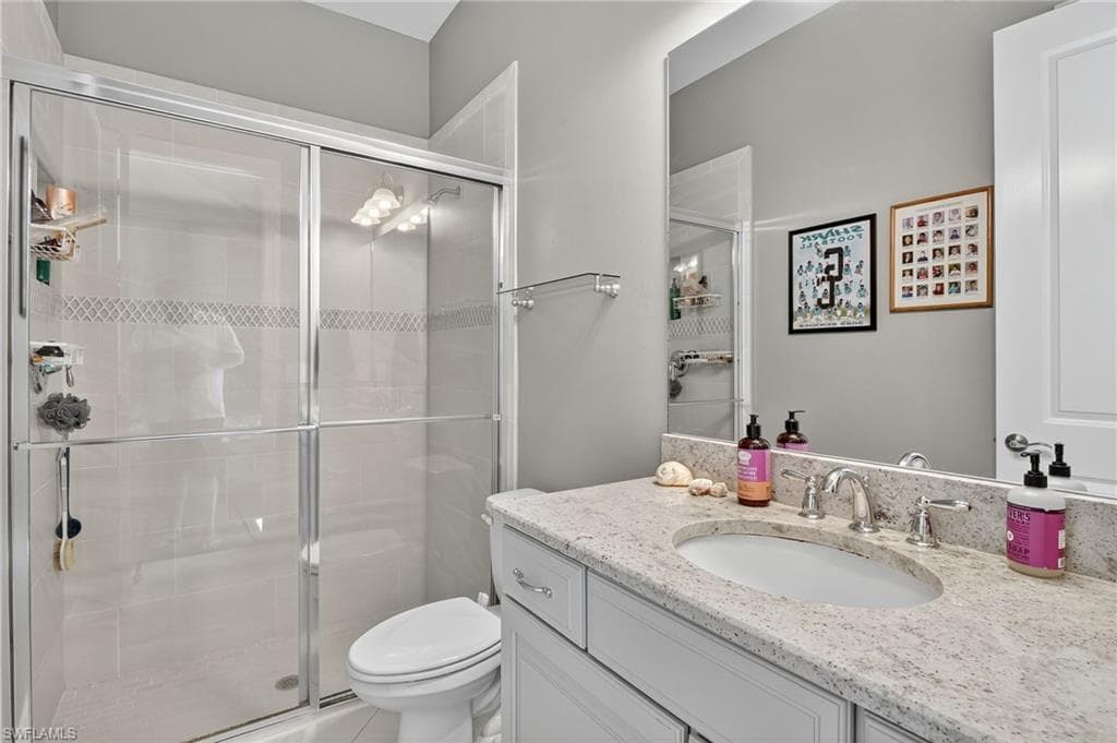 9512 Livorno Ct, Naples, FL 34119-22