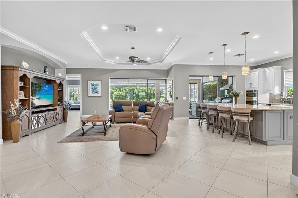 9512 Livorno Ct, Naples, FL 34119-7