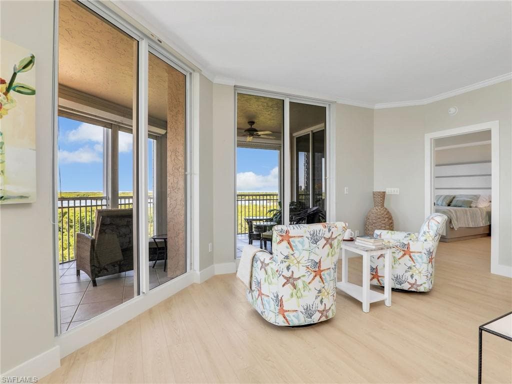 1001 Arbor Lake Dr 501, Naples, FL 34110-9
