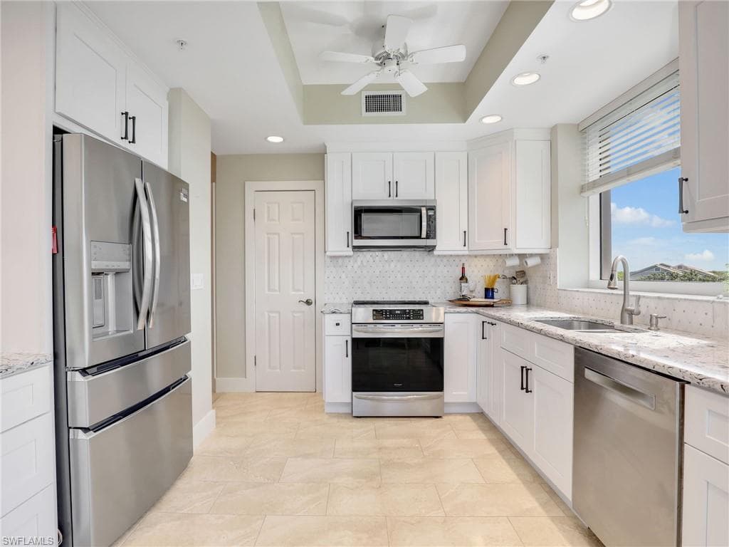 1001 Arbor Lake Dr 501, Naples, FL 34110-19