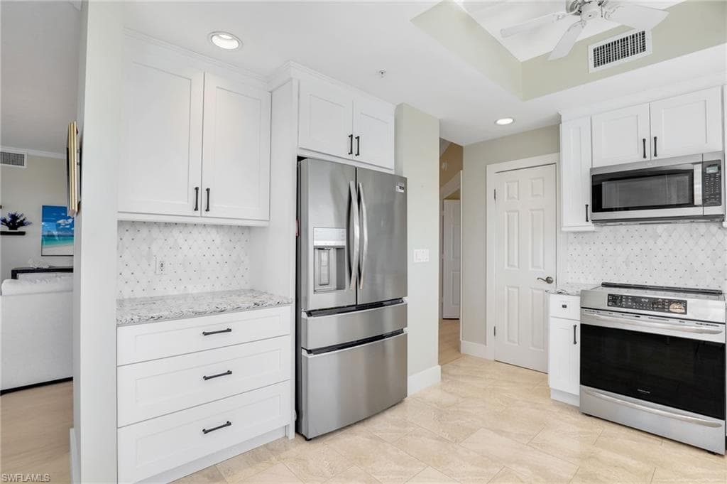 1001 Arbor Lake Dr 501, Naples, FL 34110-20