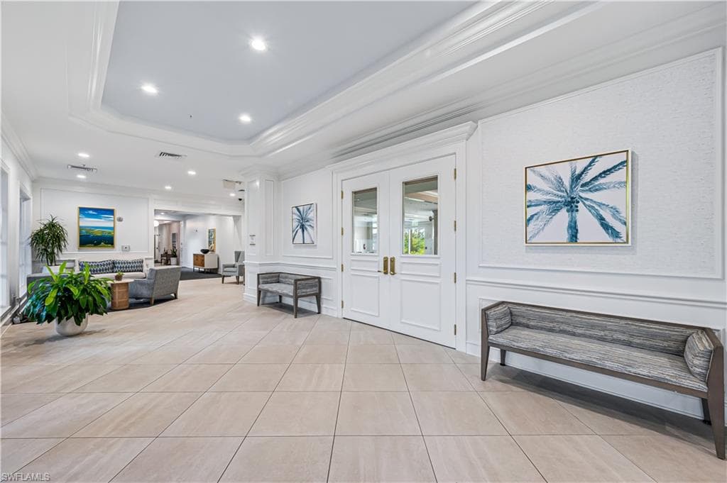 1001 Arbor Lake Dr 501, Naples, FL 34110-37