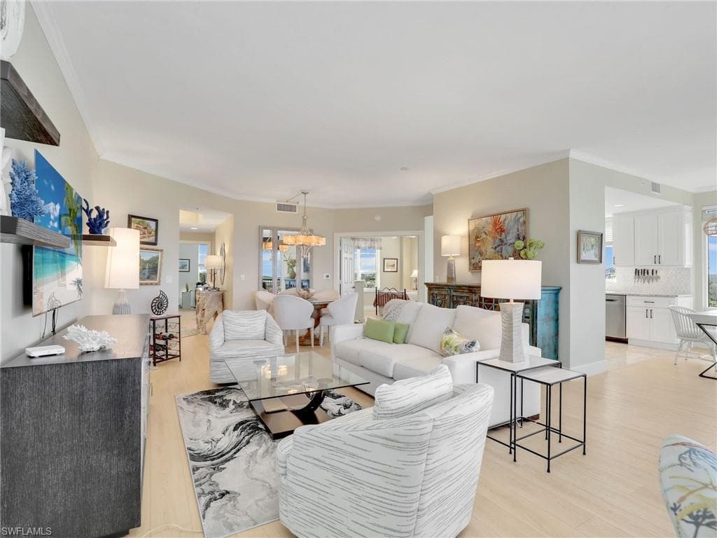 1001 Arbor Lake Dr 501, Naples, FL 34110-7