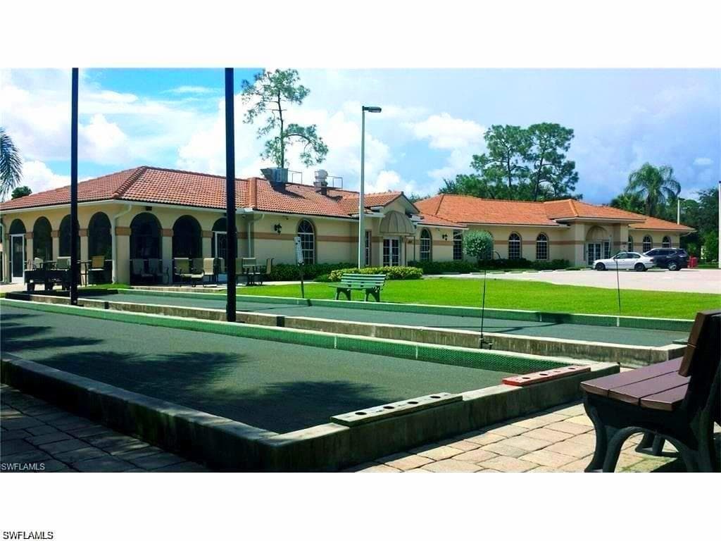 6846 Sterling Greens Dr 201, Naples, FL 34104-44