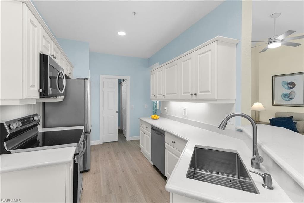 4650 Hawks Nest Way 204, Naples, FL 34114-16