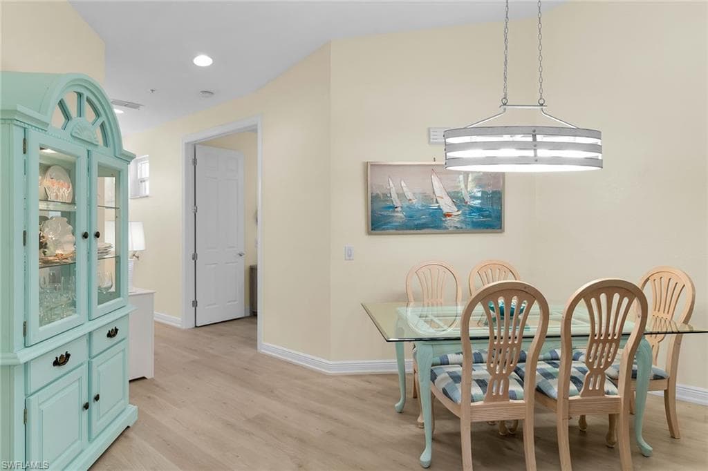 4650 Hawks Nest Way 204, Naples, FL 34114-17