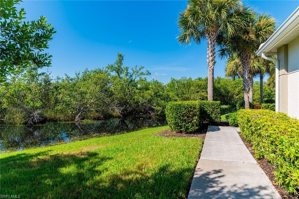 4650 Hawks Nest Way 204, Naples, FL 34114-31