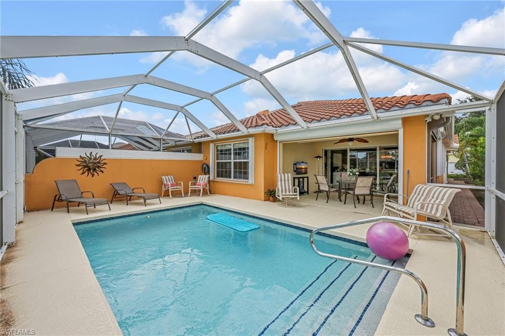 7824 Umberto Ct, Naples, FL 34114-21