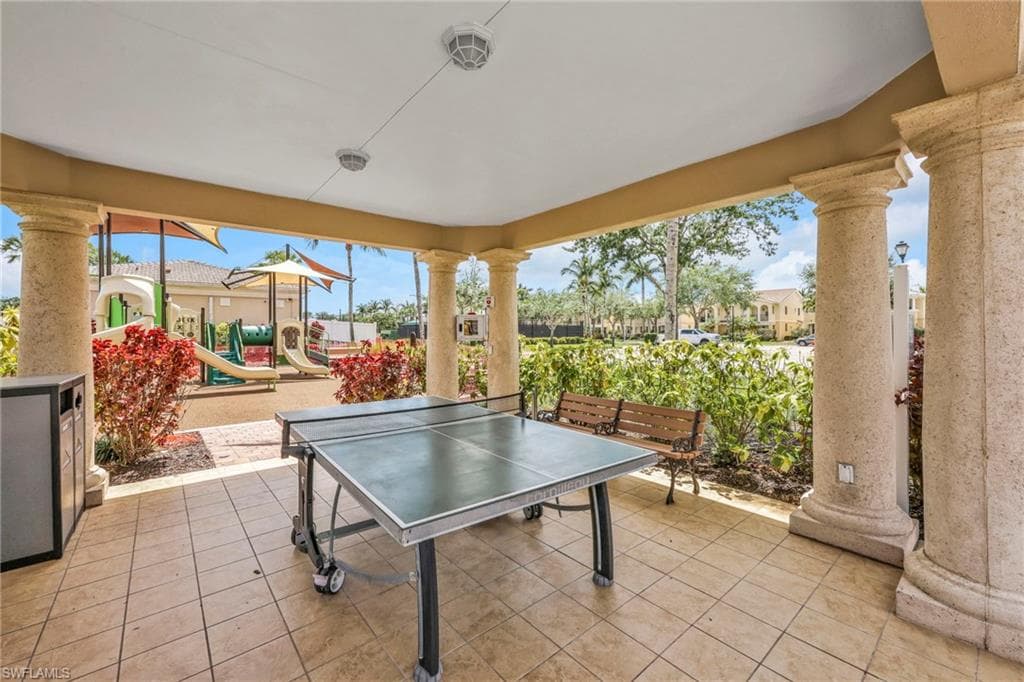 7824 Umberto Ct, Naples, FL 34114-46