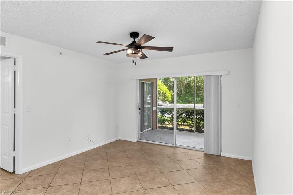 1810 Florida Club Cir 1111, Naples, FL 34112-15