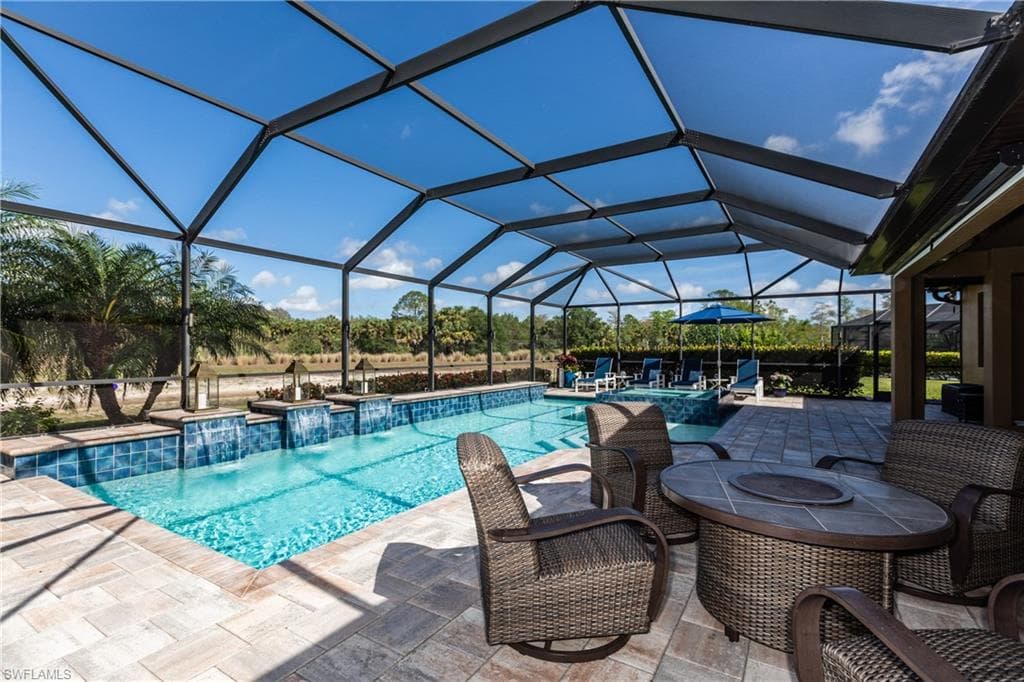 7235 Clamshell Ln W, Naples, FL 34114-18