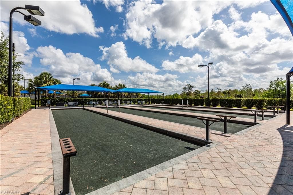 7235 Clamshell Ln W, Naples, FL 34114-25