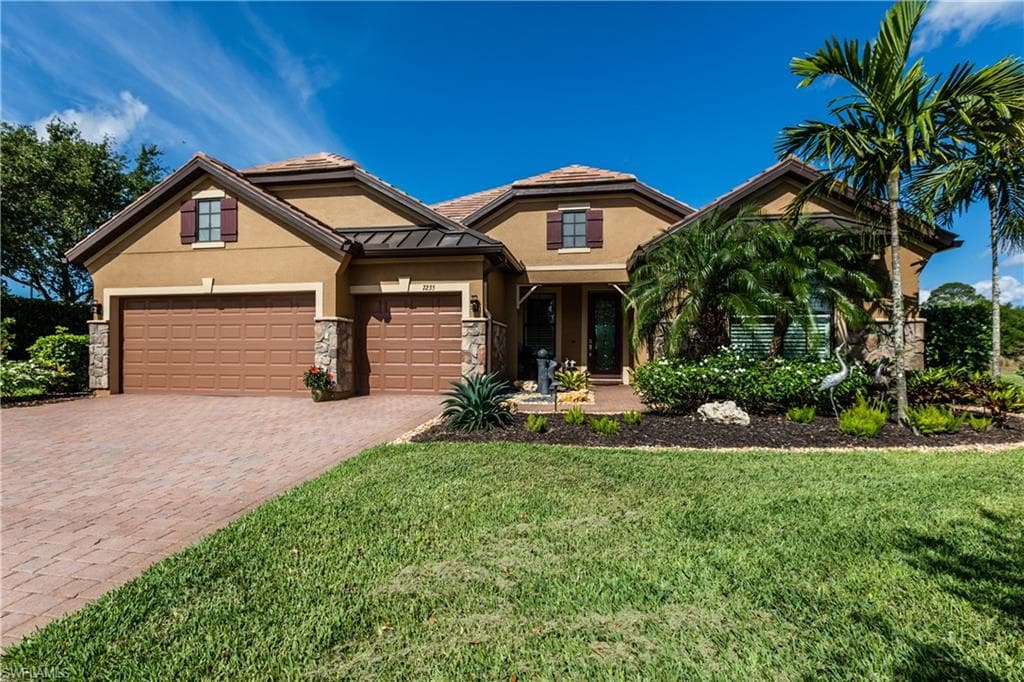 7235 Clamshell Ln W, Naples, FL 34114-2