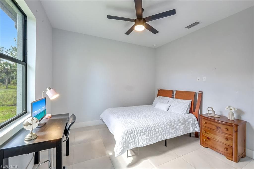 2682 4th Ave SE, Naples, FL 34117-20