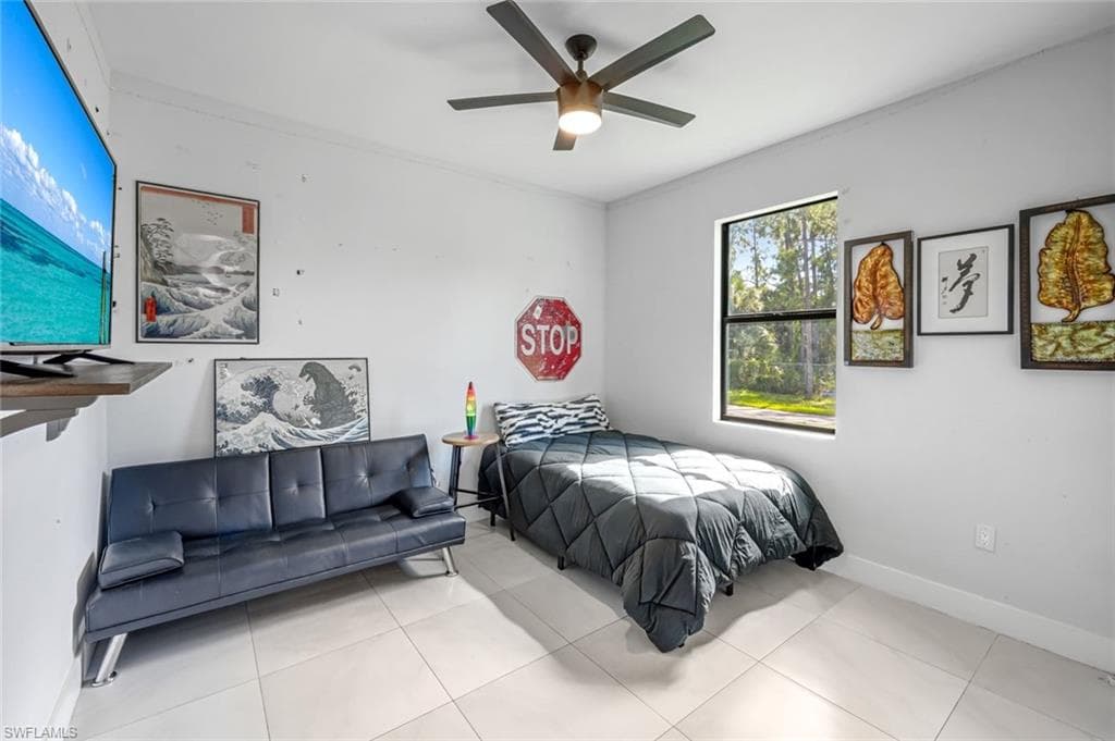 2682 4th Ave SE, Naples, FL 34117-23