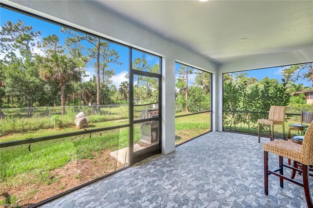 2682 4th Ave SE, Naples, FL 34117-24
