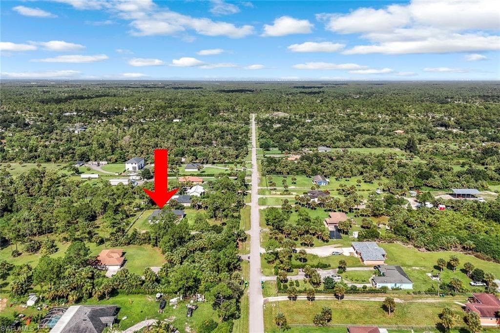 2682 4th Ave SE, Naples, FL 34117-37