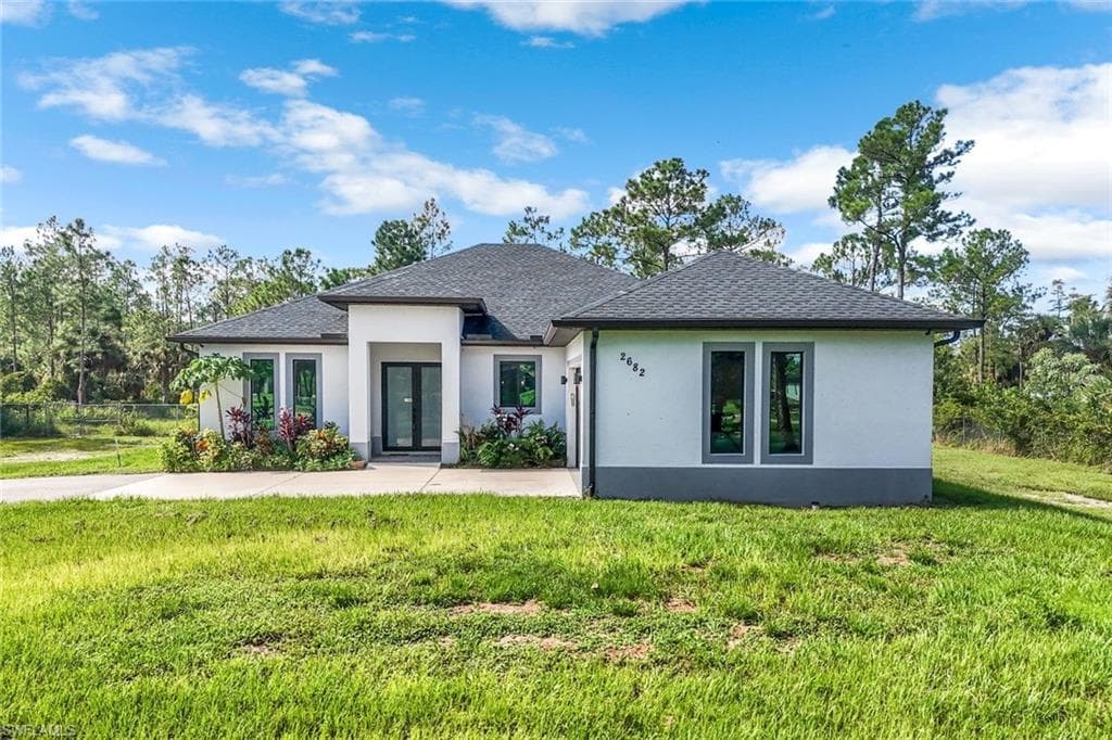 2682 4th Ave SE, Naples, FL 34117-4