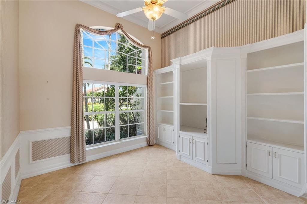 11201 Phoenix Way, Naples, FL 34119-20