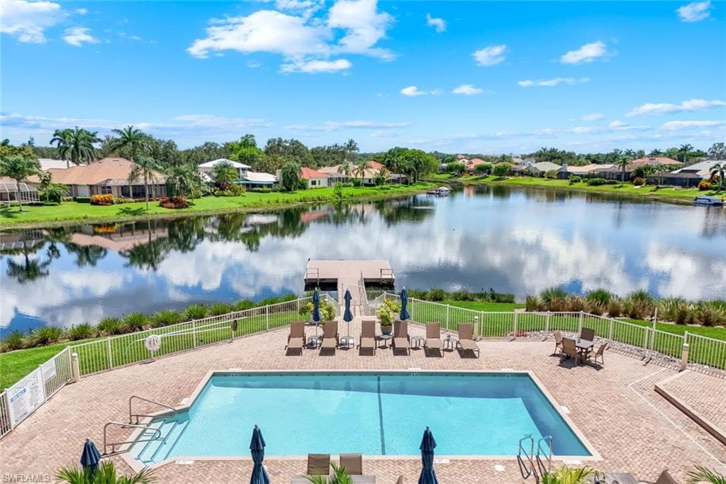11201 Phoenix Way, Naples, FL 34119-34