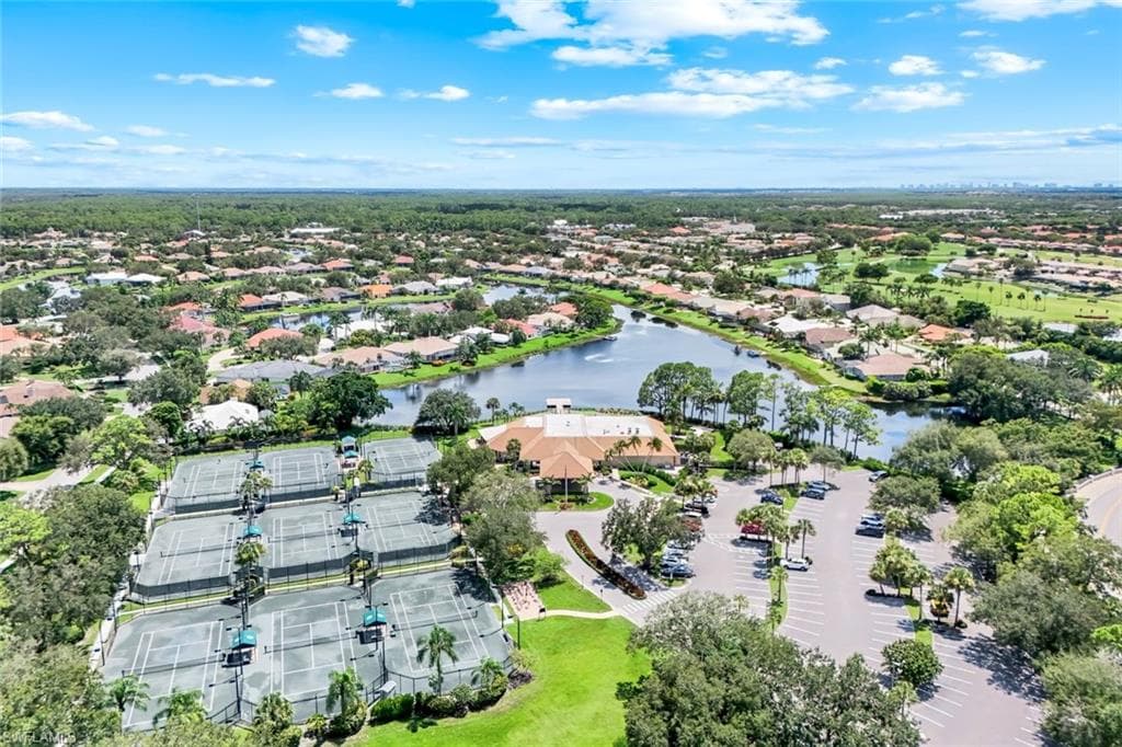 11201 Phoenix Way, Naples, FL 34119-35