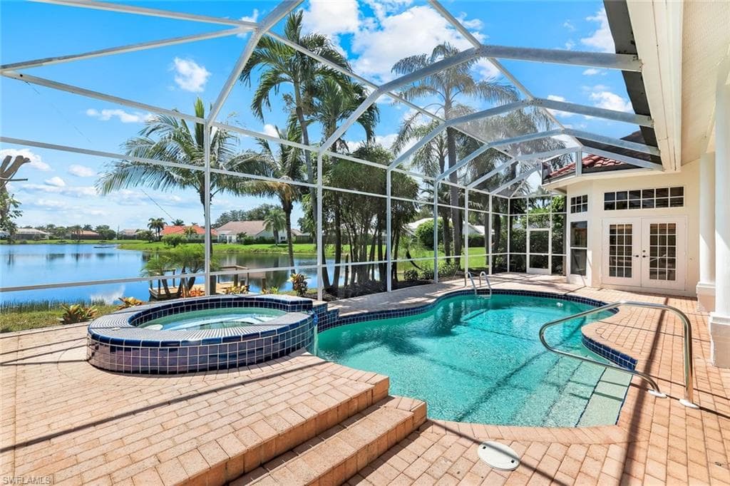 11201 Phoenix Way, Naples, FL 34119-7